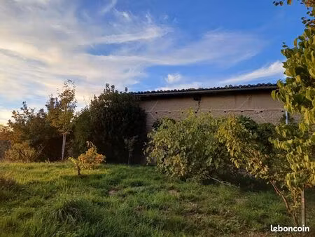 grange 3 pièces 193 m²