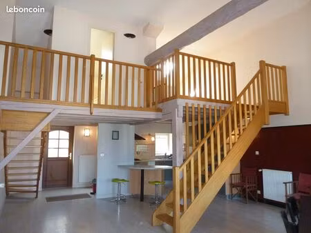 immeuble 339 m² a orcines