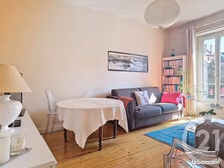 appartement 3 pièces 70 m²