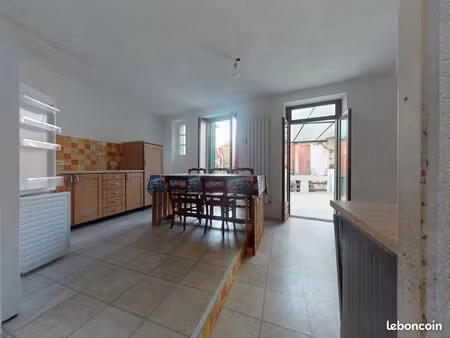 maison de village 4 pièces 100 m²