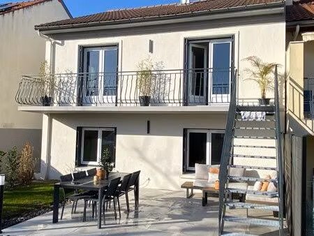 maison rénovée -t4 120m2 jardin la glacière