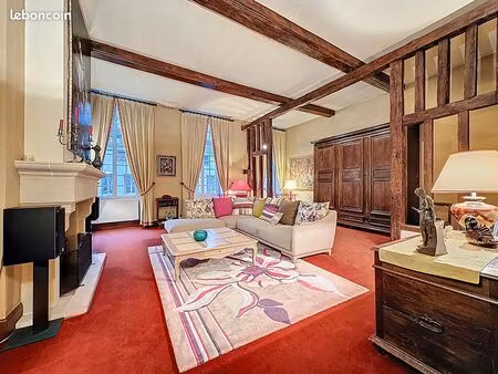 maison de ville 8 pièces 255 m²