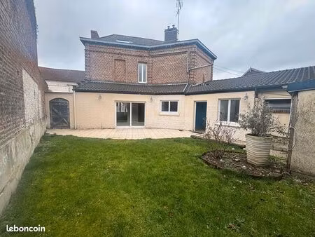maison 7 pièces 180 m²