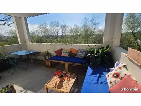 joli 2 pièces avec terrasse sud-ouest  vue nature  calme et sans vis à vis – parking sous-