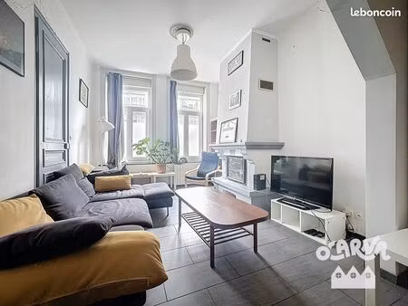 maison 8 pièces 150 m²