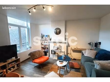 immeuble 6 pièces 144 m²