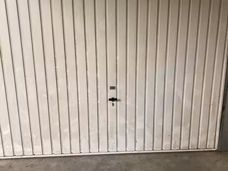 garage/box 15 m² lempdes