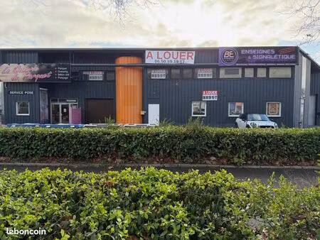 local d’activité / commercial espace comboire