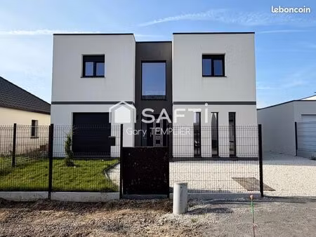 pavillon 6 pièces 147 m²