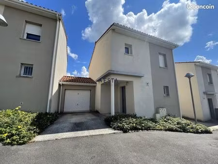 propriété 4 pièces 79 m²