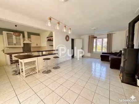 maison 6 pièces 127 m²