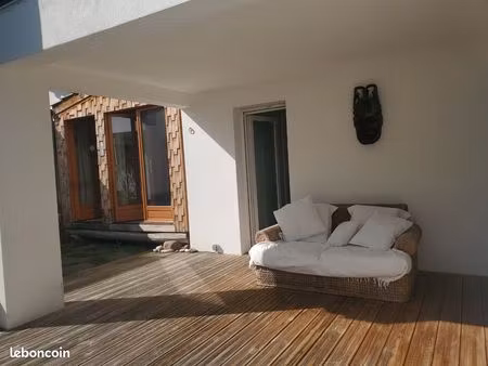 un jardin dans la ville