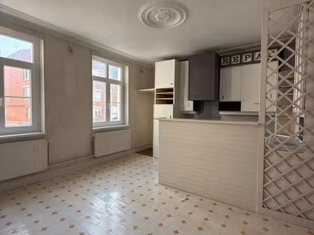 immeuble 7 pièces 185 m²