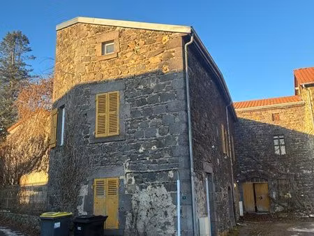 maison avec 2 appartements orcines