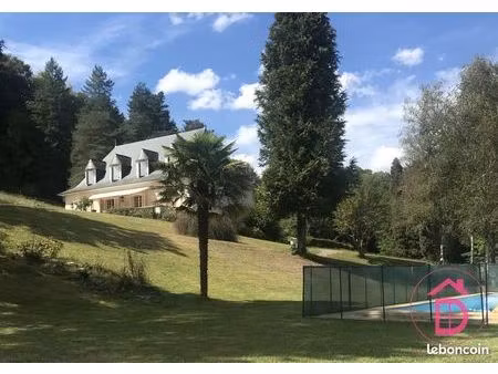 propriété 7 pièces 250 m²