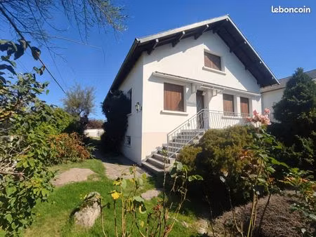 villa 7 pièces 170 m²