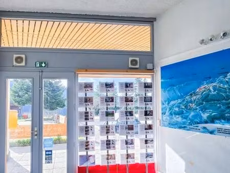 local commercial 58 m²