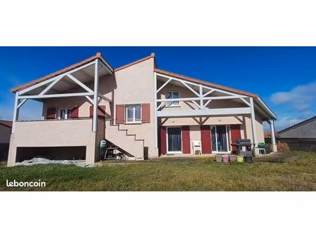 à vendre  maison individuelle