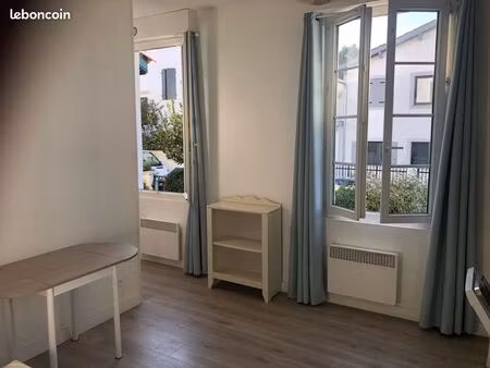 2 pièces à louer 26 m carrés bayonne