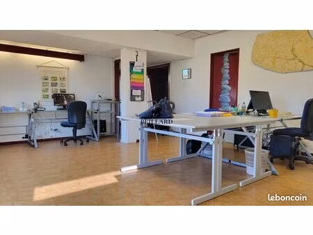 murs commerciaux 66 m² billère