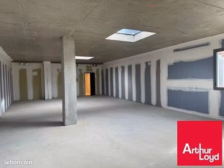 bureaux 97 m² biarritz
