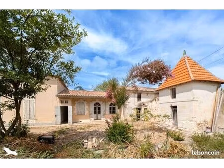 maison 7 pièces 241 m²