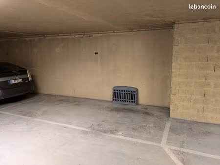 ◊ place de parking privative à louer – nantes centre