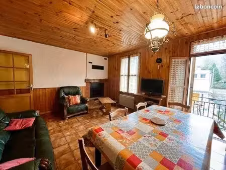 appartement 3 pièces 77 m²