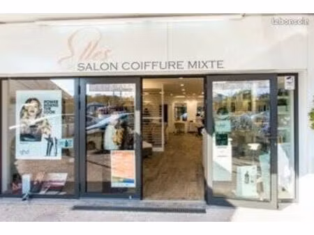 vente salon de coiffure prêt à porter