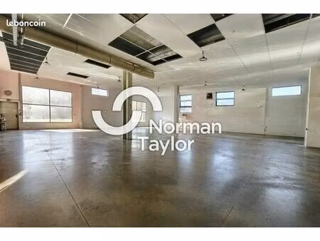 local d'activité 1 248 m²