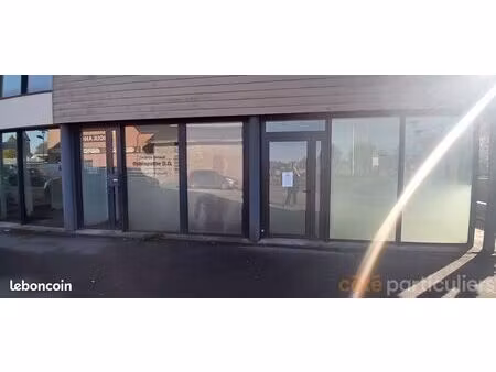 local commercial 65 m² languidic