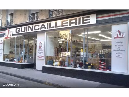 local 176 m² rive de gier