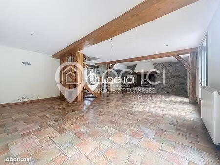 grange 5 pièces 130 m²