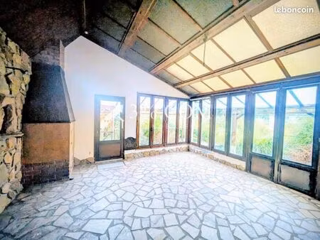 maison 5 pièces 166 m²