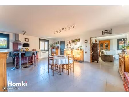 maison 6 pièces 180 m²