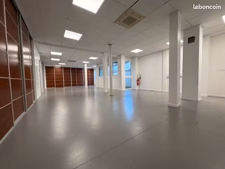 bureau/local - 85m² - biarritz