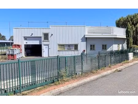 local d'activité 380 m²
