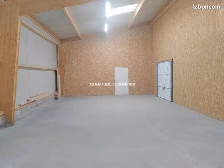 entrepôt 100 m² divatte sur loire