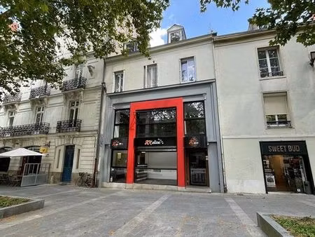 local commercial 115 m² nantes