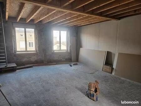 plateau a finir de renové 63 m2 avec terrasse