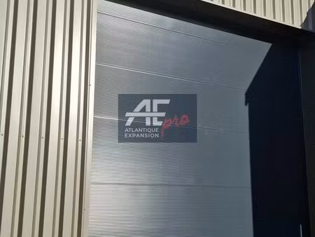 local d'activite 131 m² trignac