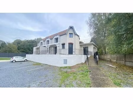 immeuble 3 pièces 243 m²