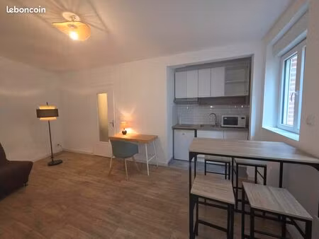 studio meublé refait à neuf