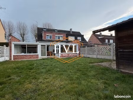 maison 5 pièces 130 m²