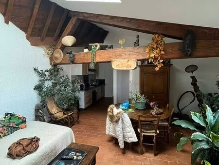 f3 63 m² lumineux – villeneuve de la raho village – clim – 2 chambres