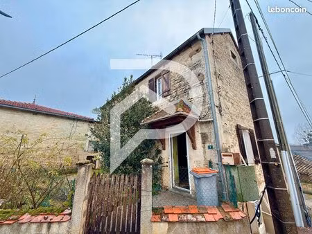 maison de village 3 pièces 106 m²