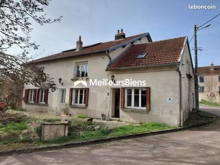 maison 7 pièces 271 m²