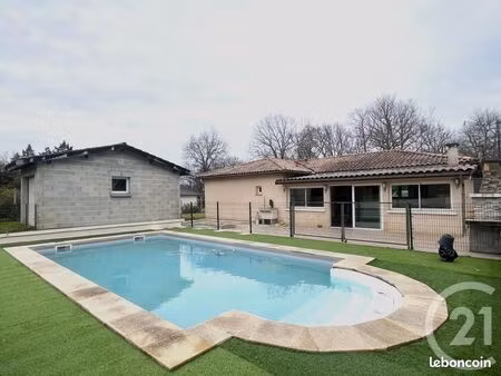 maison 7 pièces 130 m²