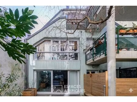 immeuble atypique et architectural au coeur du 15ème arrondissement