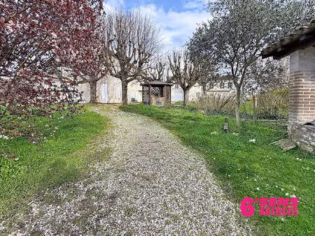 chaponost propriété avec deux habitations sur 5 000 m2 de